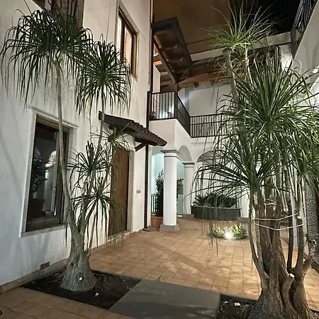 Zara Palace Апартаменты *